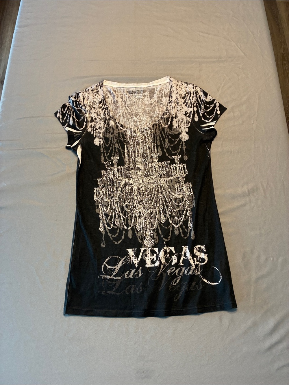 Love Amour Black and White Chandelier Vegas Scoop Tee
